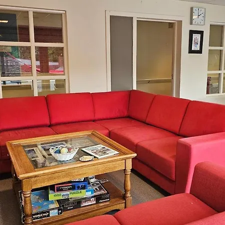 Urban Folkehoyskole *