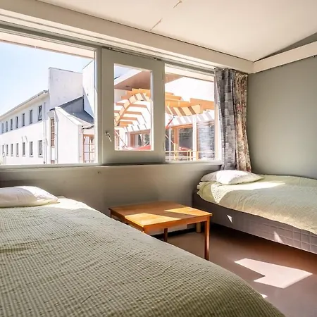 Urban Folkehoyskole *